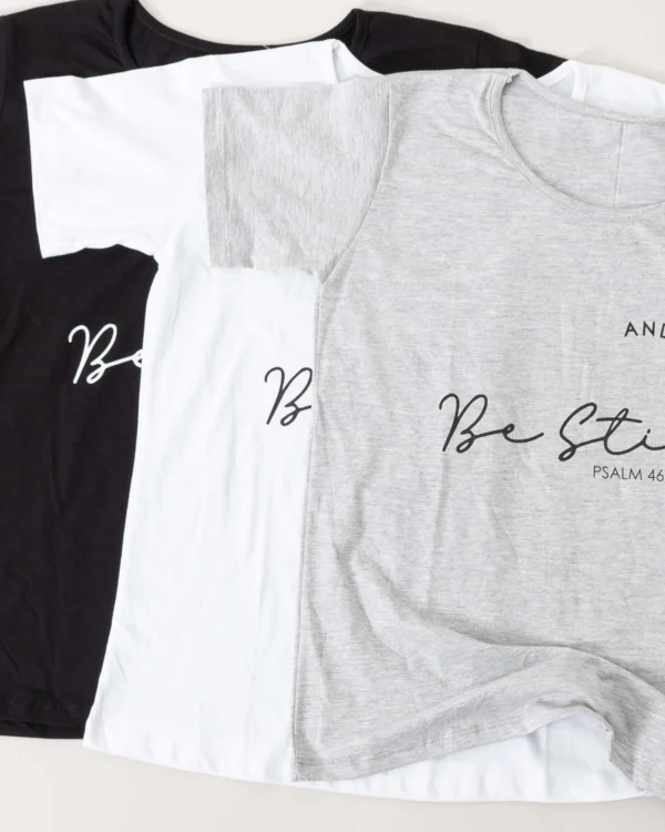REMERA BE STILL - Imagen 3